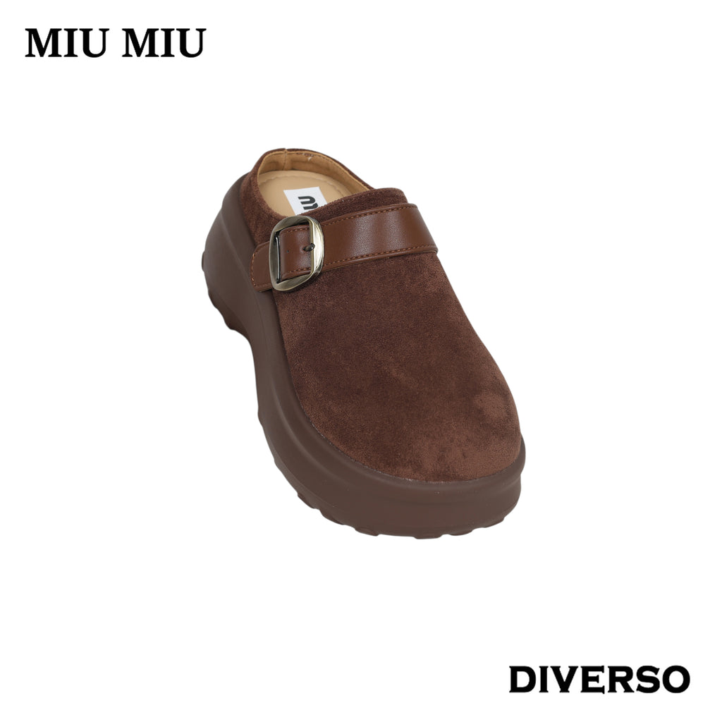كلوجز MIU MIU