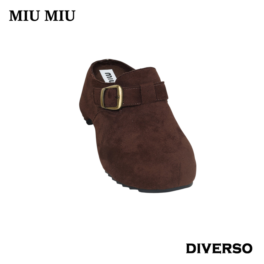 كلوجز MIU MIU