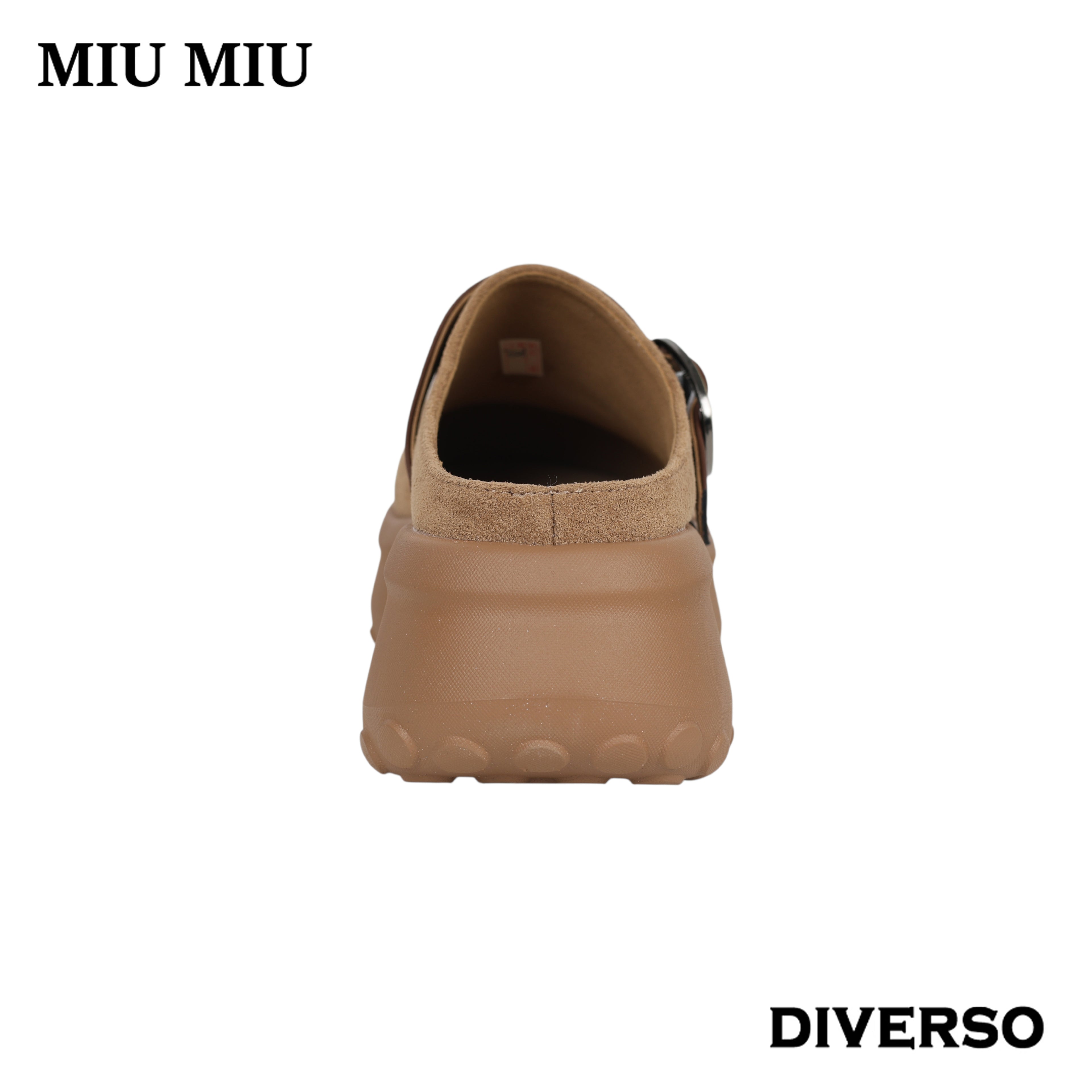 كلوجز MIU MIU