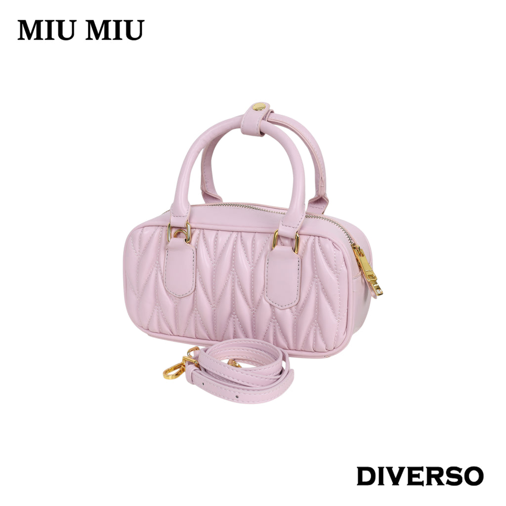 MIU MIU شنطة نسائي