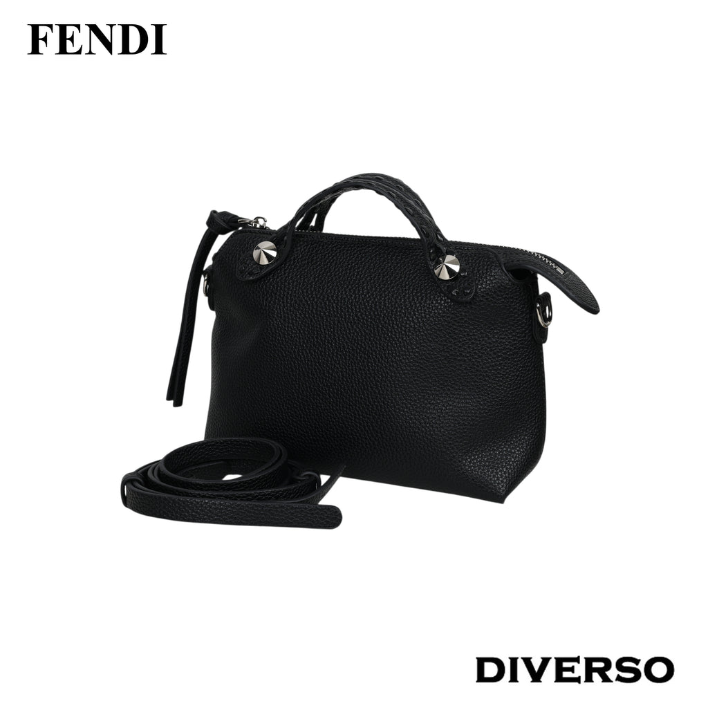 شنطة نسائي FENDI