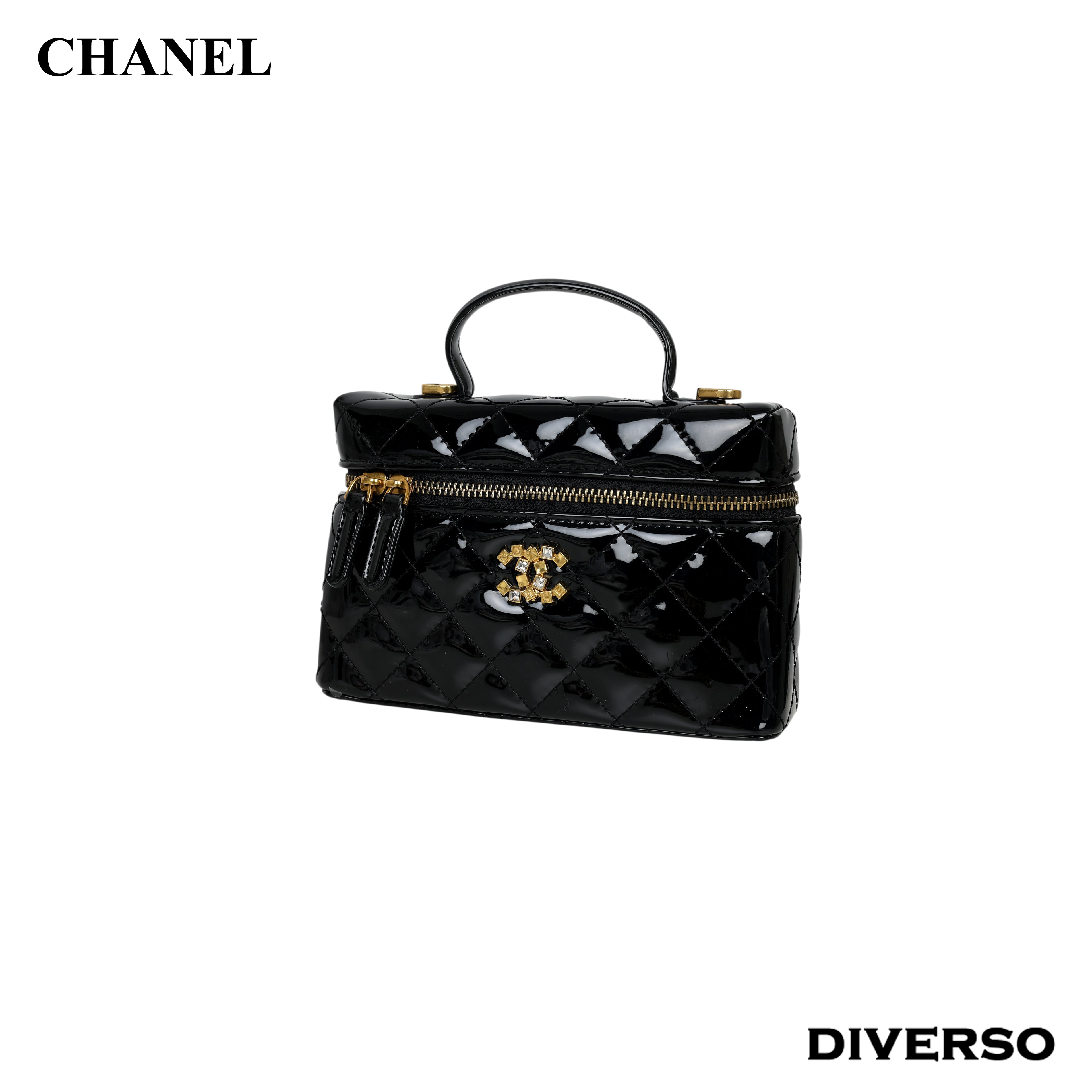 شنطة نسائي CHANEL